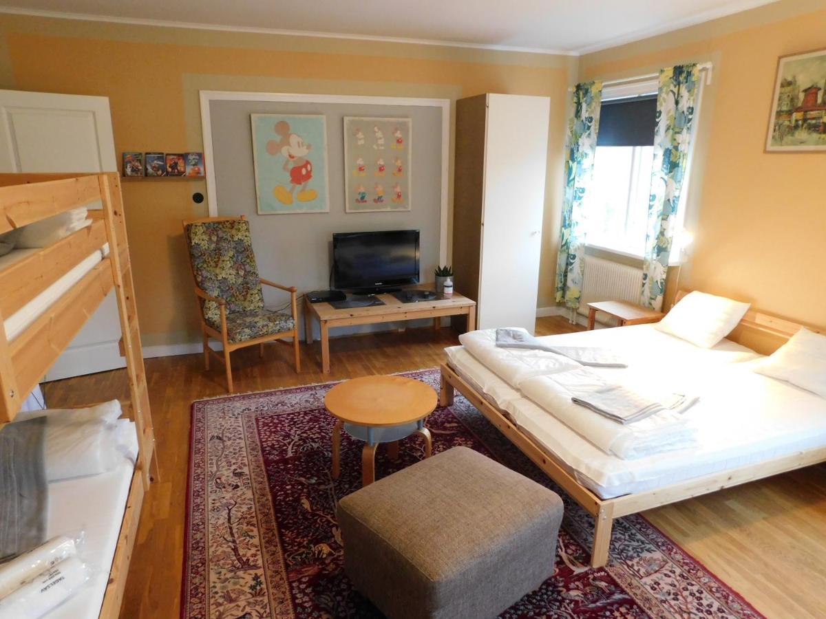 Solgarden Vandrarhem Hostal B&B Blackstad Экстерьер фото