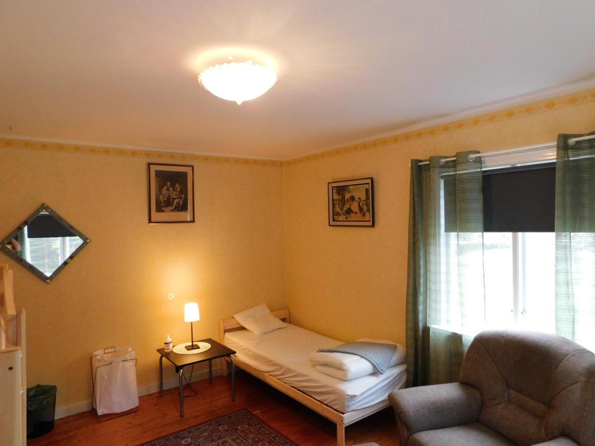 Solgarden Vandrarhem Hostal B&B Blackstad Экстерьер фото